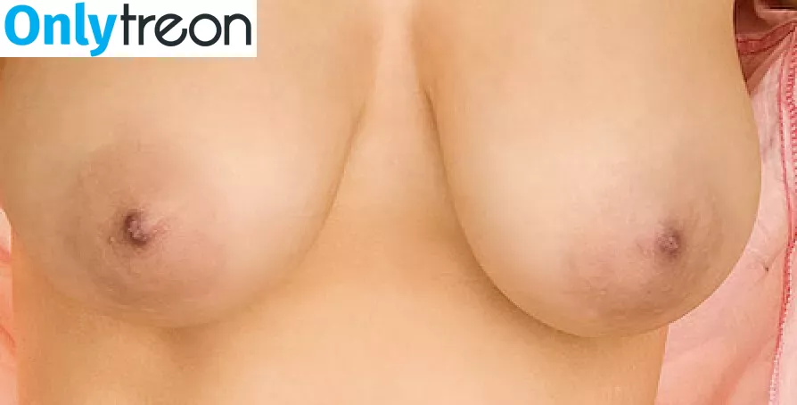 Sophie Reade nude photo #0353 (The Queen / misssophiereade / sophiereade_)