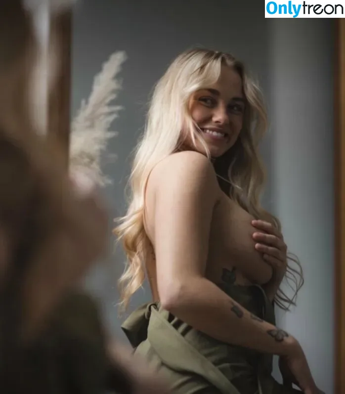 Sophie Riedemann nude photo #0039 (Sophuckingone / _sophieriedemann)