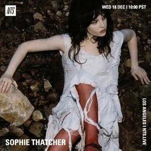 Sophie Thatcher / soapy.t / sophie_thatcher фото голая #0417