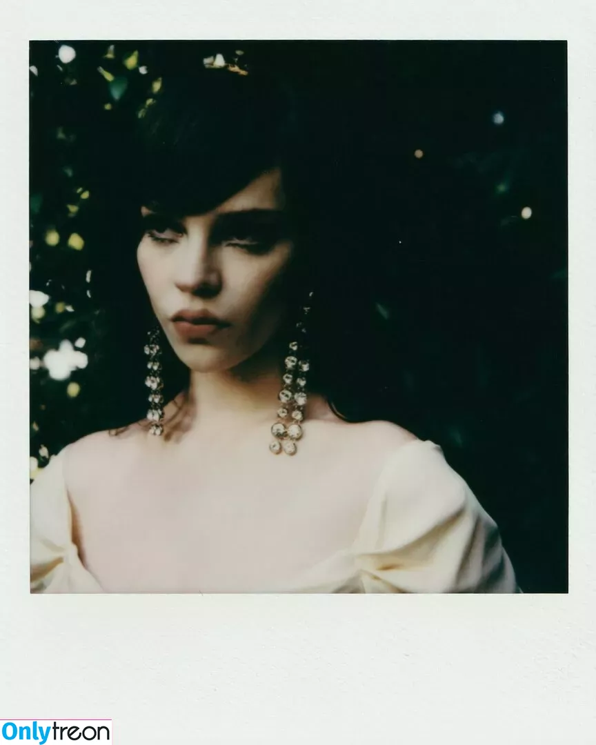 Sophie Thatcher голая photo #0119 (soapy.t / sophie_thatcher)