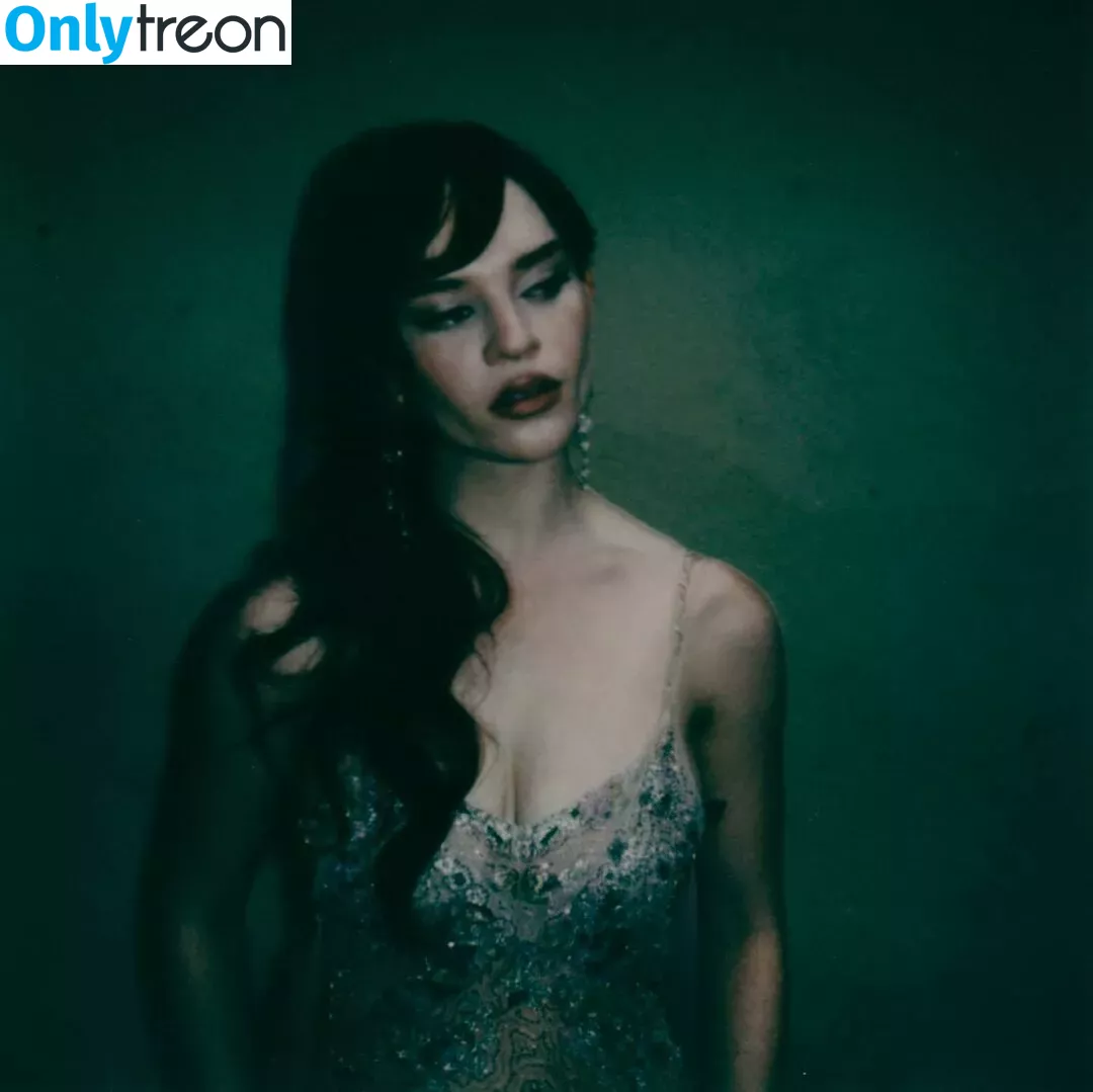 Sophie Thatcher голая photo #0278 (soapy.t / sophie_thatcher)