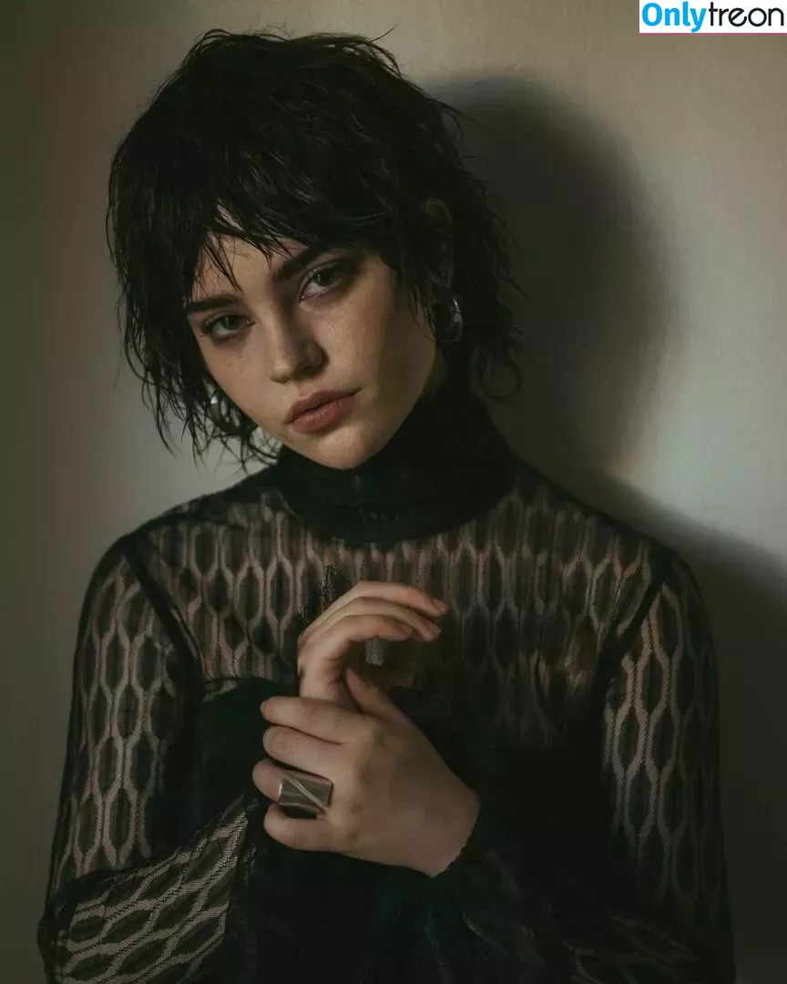 Sophie Thatcher голая photo #0423 (soapy.t / sophie_thatcher)