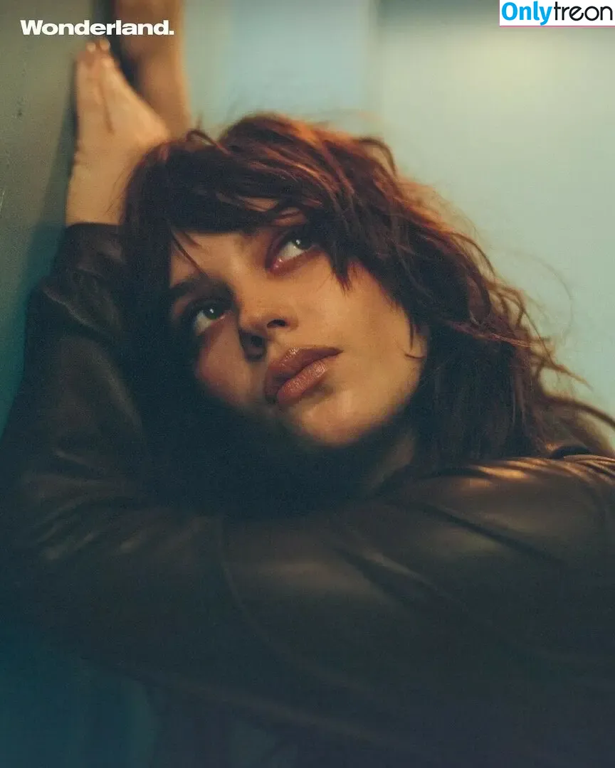 Sophie Thatcher голая photo #0800 (soapy.t / sophie_thatcher)