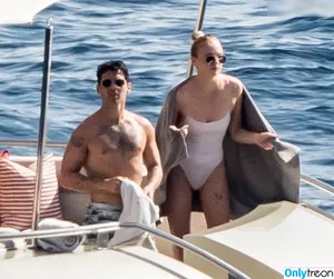 Sophie Turner / sexysophieturner / sophiet nude photo #0310