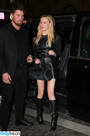 Sophie Turner / sexysophieturner / sophiet фото голая #0473