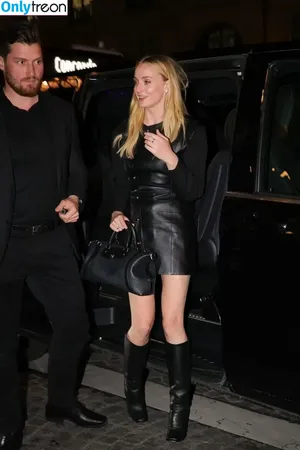 Sophie Turner / sexysophieturner / sophiet фото голая #0474
