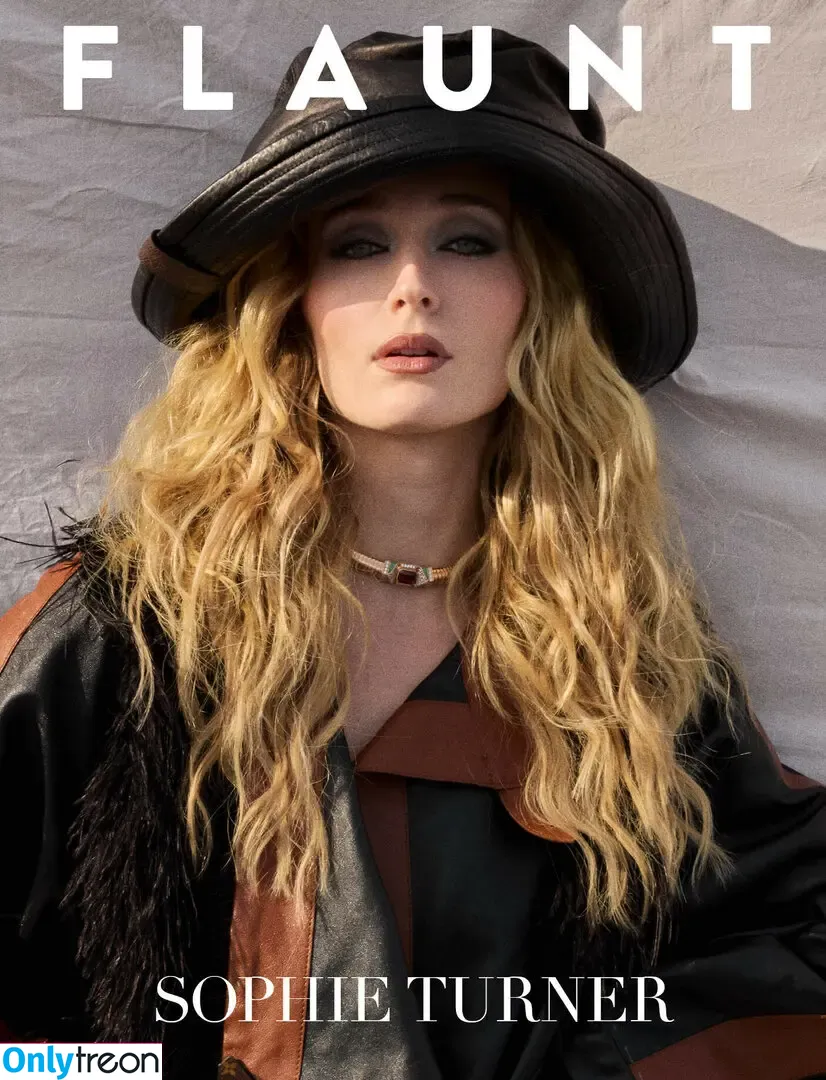 Sophie Turner голая photo #0557 (sexysophieturner / sophiet)