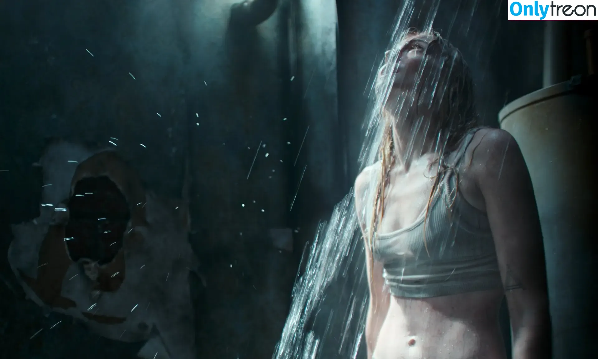 Sophie Turner nude photo #0574 (sexysophieturner / sophiet)