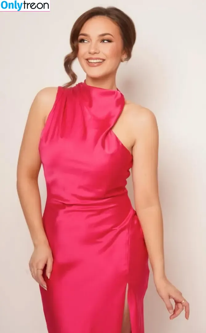 Sophie Wallace nude photo #0150 (Scottish TV Presenter / stv_sophie)