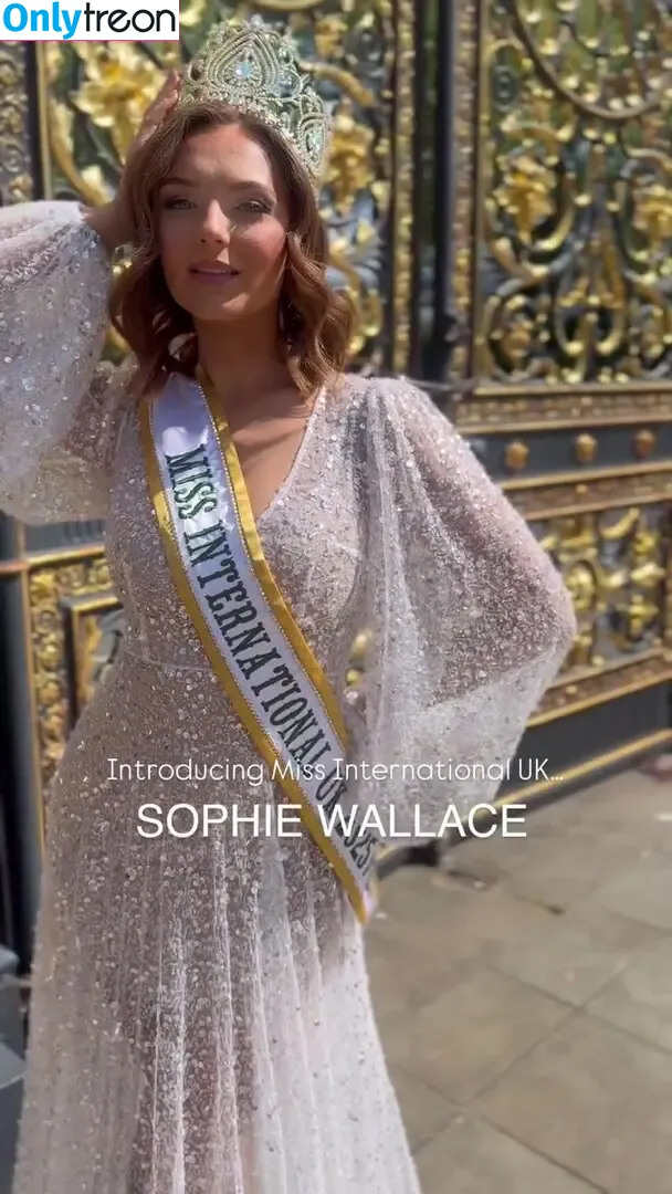Sophie Wallace nude photo #0153 (Scottish TV Presenter / stv_sophie)