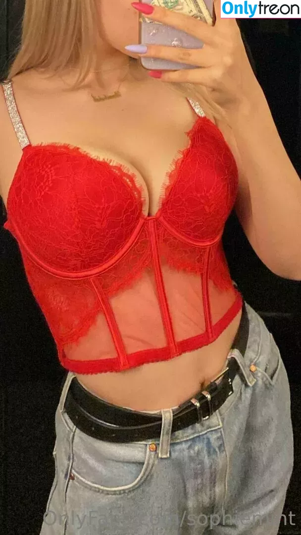 sophiebbface голая photo #0003 (sophiebaverstock)