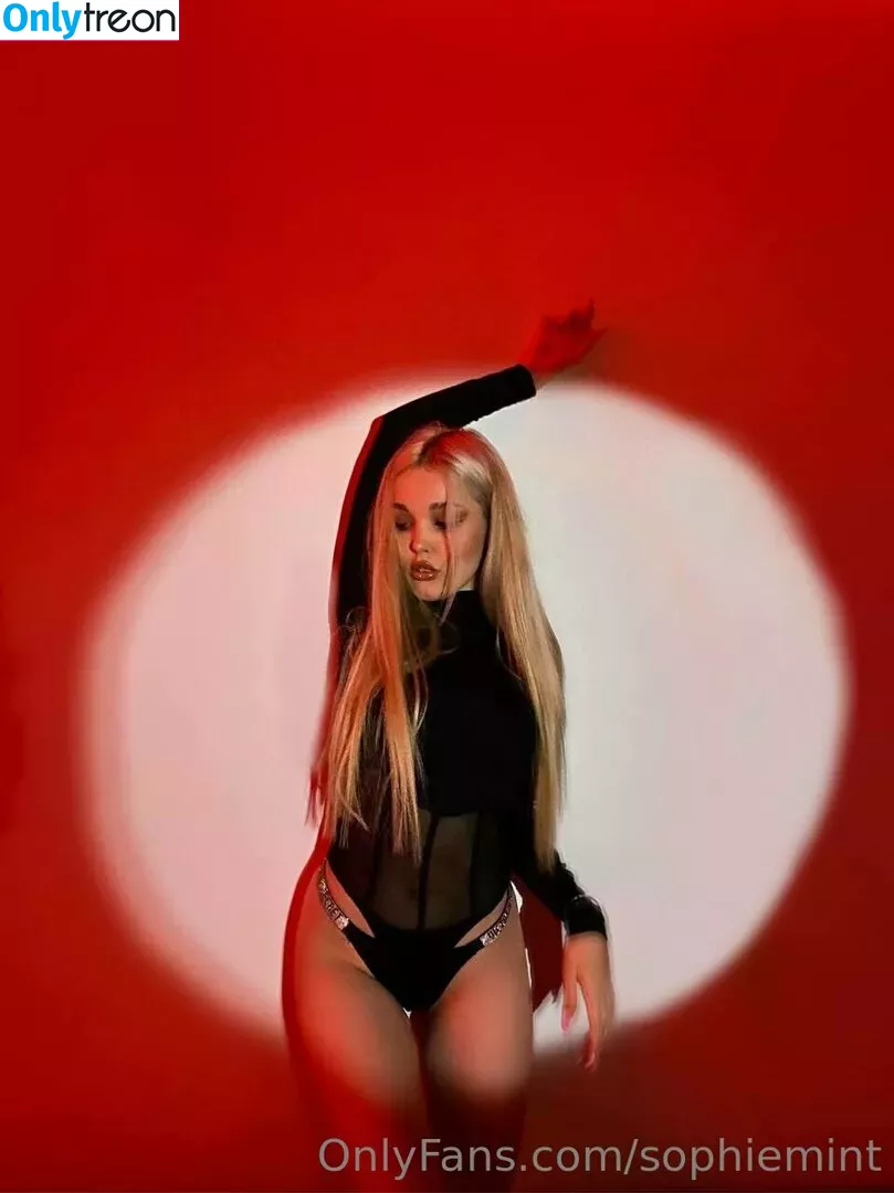 sophiebbface голая photo #0004 (sophiebaverstock)