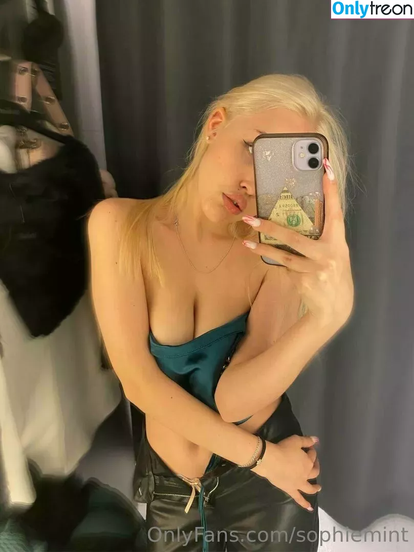 sophiebbface голая photo #0012 (sophiebaverstock)