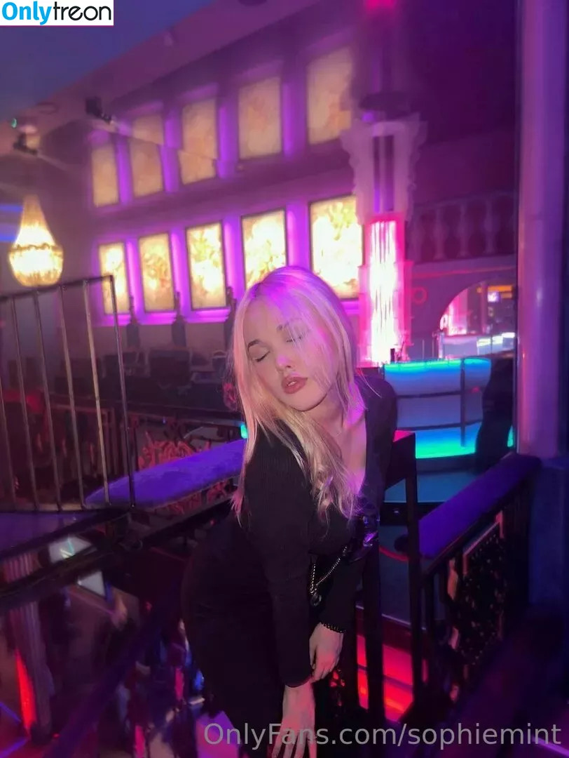 sophiebbface голая photo #0026 (sophiebaverstock)