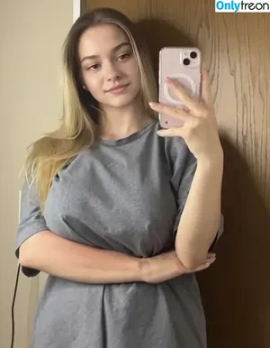  nude photo #0001