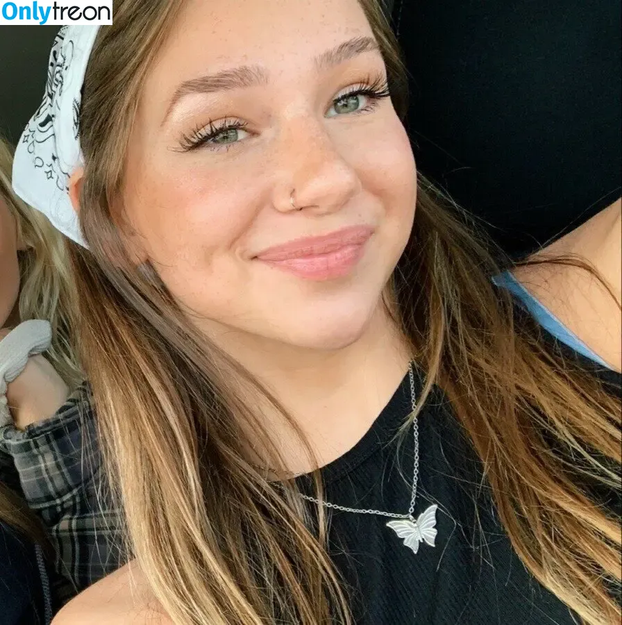 Sophiejustchillin nude photo #0003 (Sophiejustchillin)