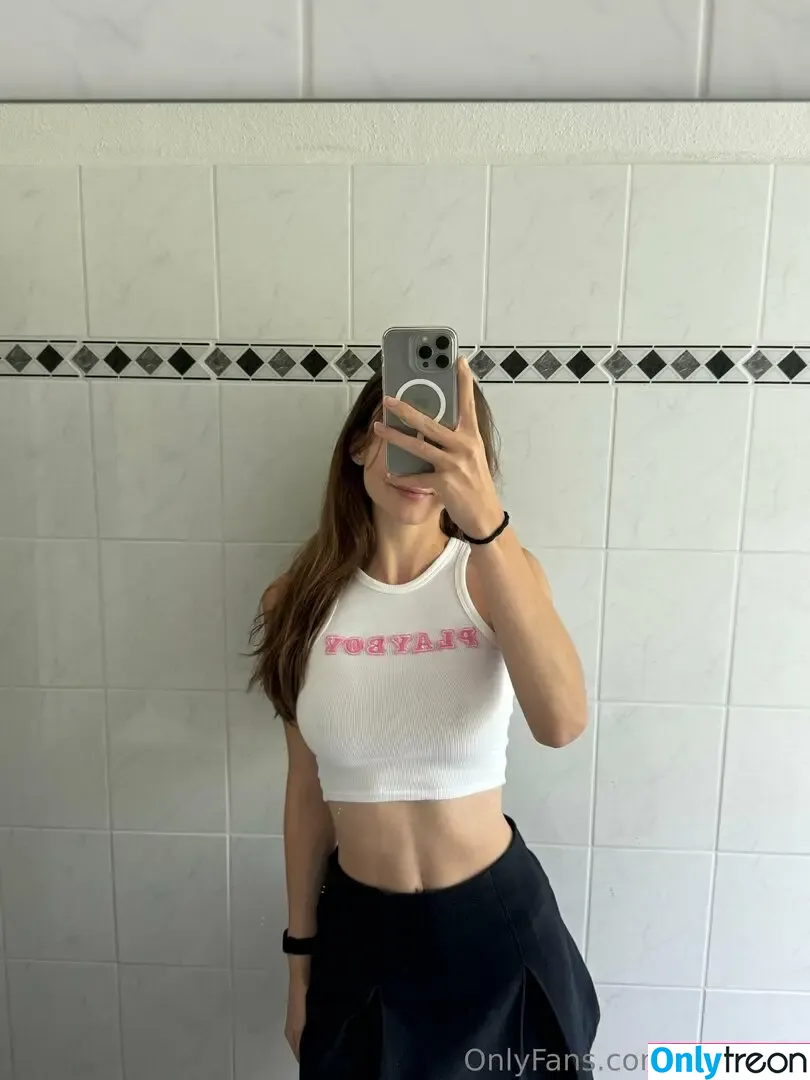 SophieKC nude photo #0024 (SophieKC)