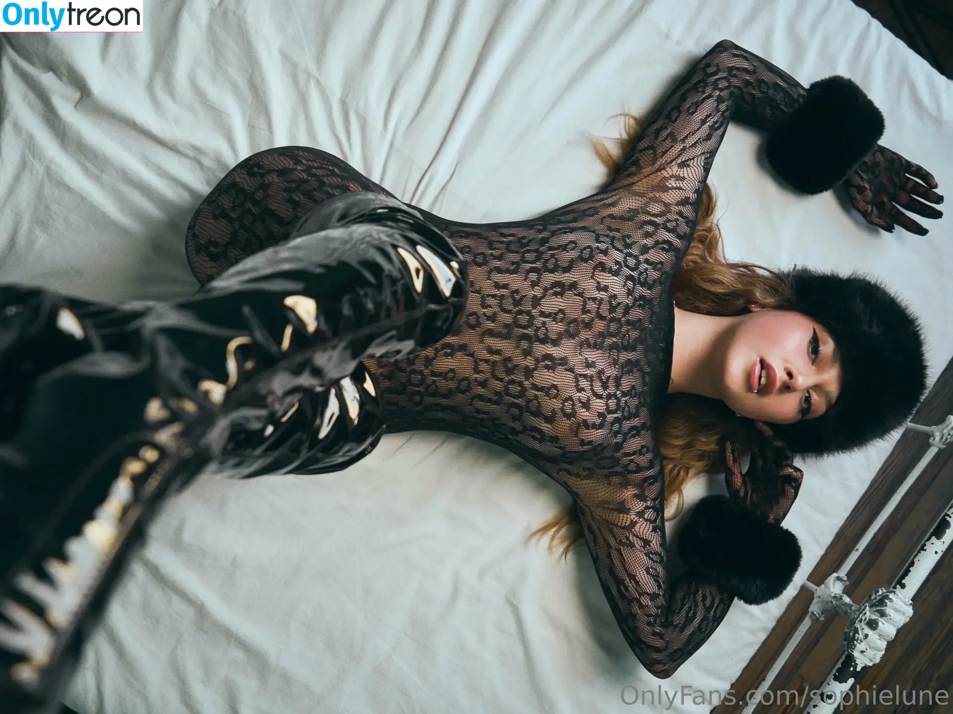 sophielune nude photo #0268 (sophi9070)