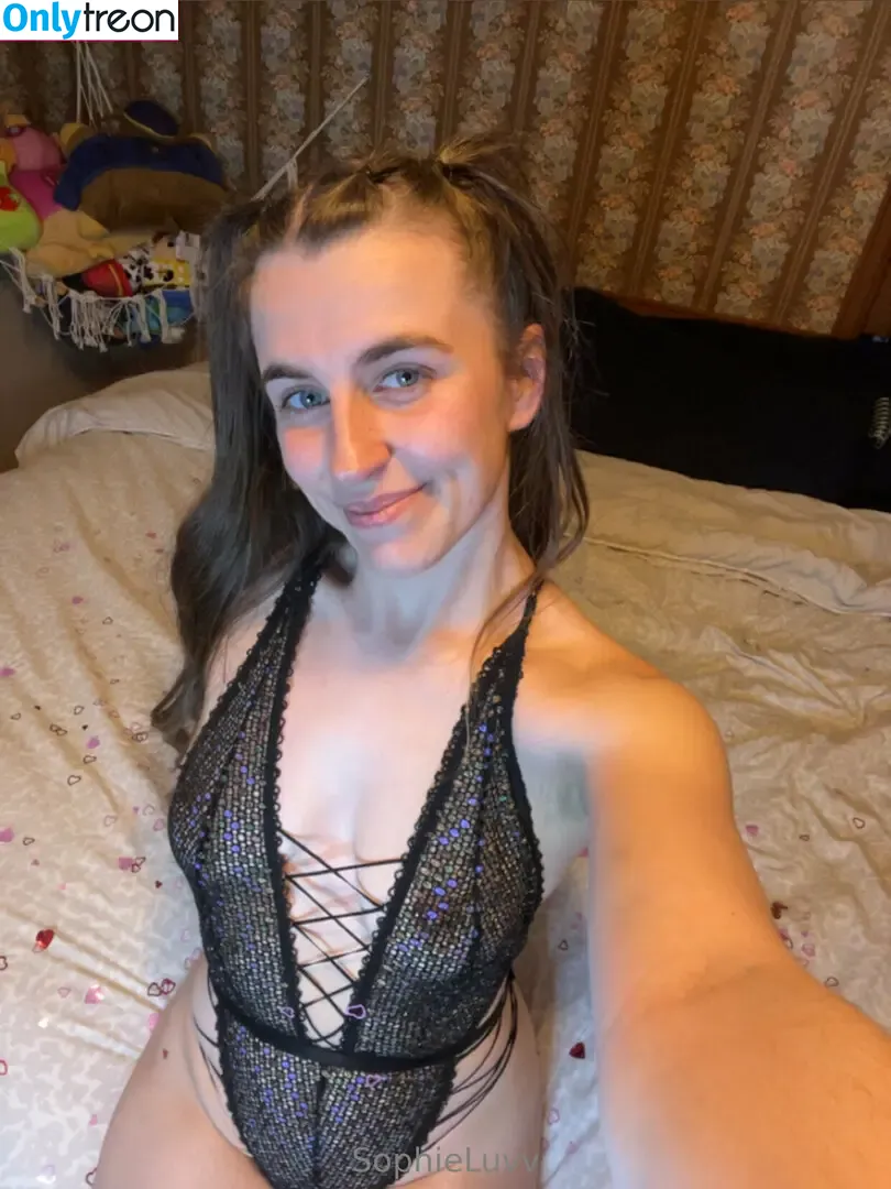 sophieluvv голая photo #0040 (sophieluv)