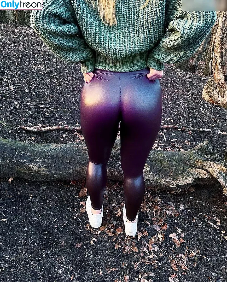 Sophielx голая photo #0035 (sophiesleggingspage)
