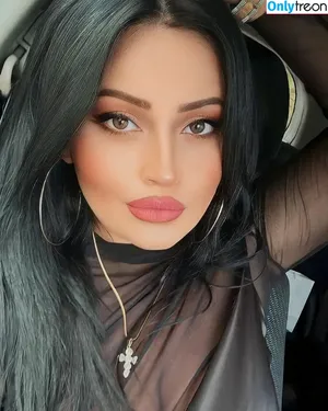 Sopo Shariqadze / soposhariqadze nude photo #0033
