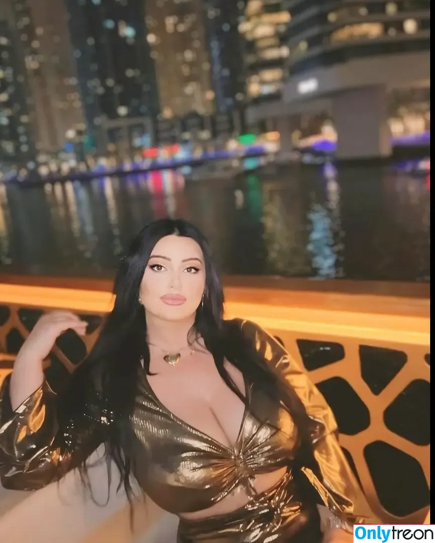Sopo Shariqadze nude photo #0009 (soposhariqadze)