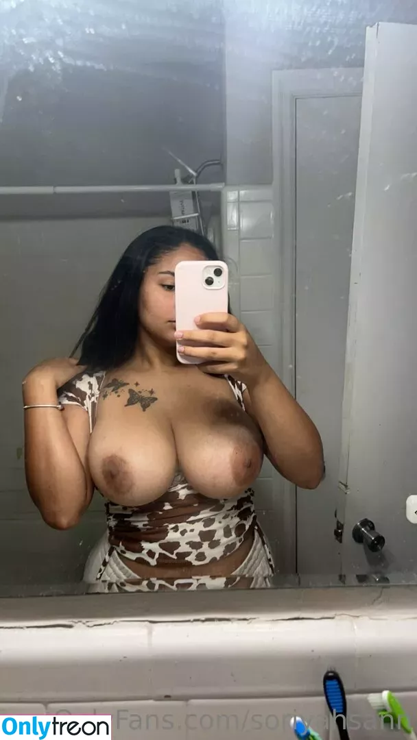 soriyahsann nude photo #0004 (soriyahsan)