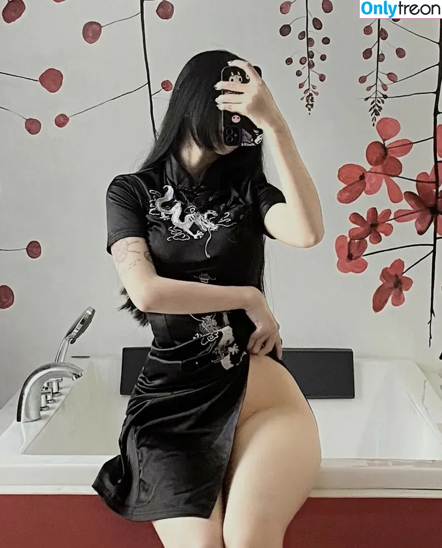 sorrylylyy nude photo #0018 (sorrylylyy)