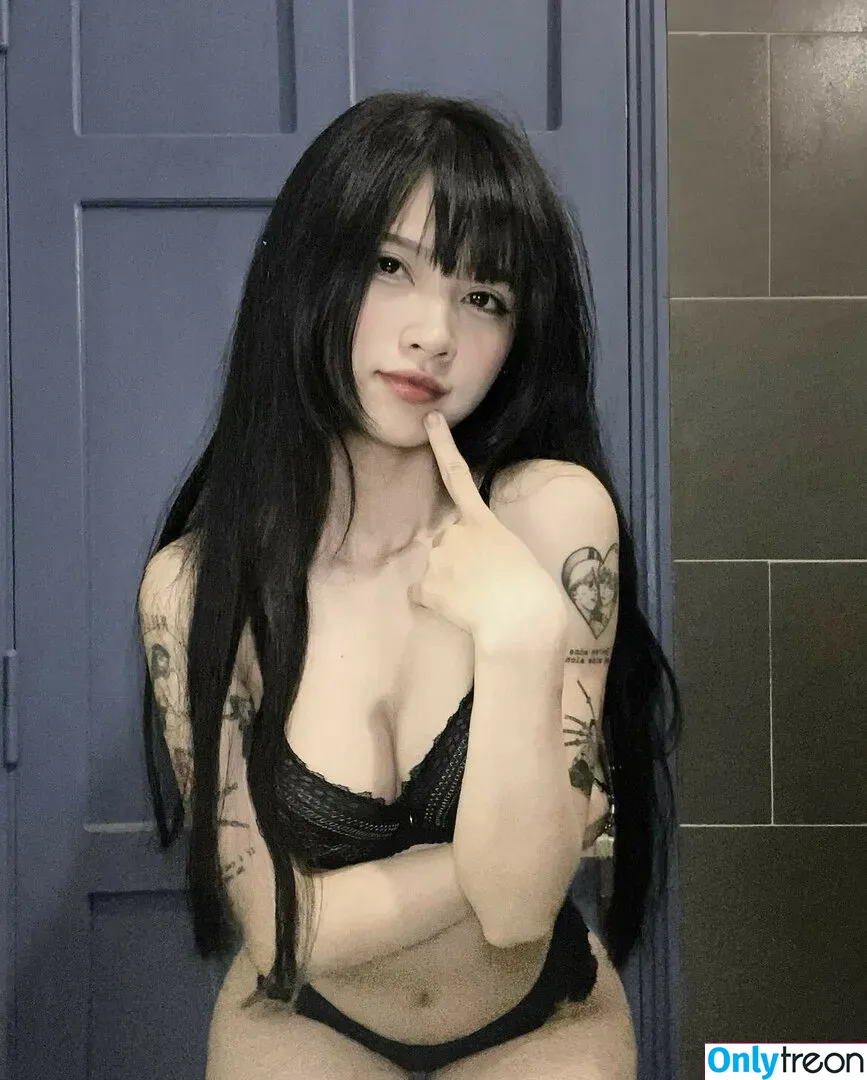 sorrylylyy голая photo #0020 (sorrylylyy)