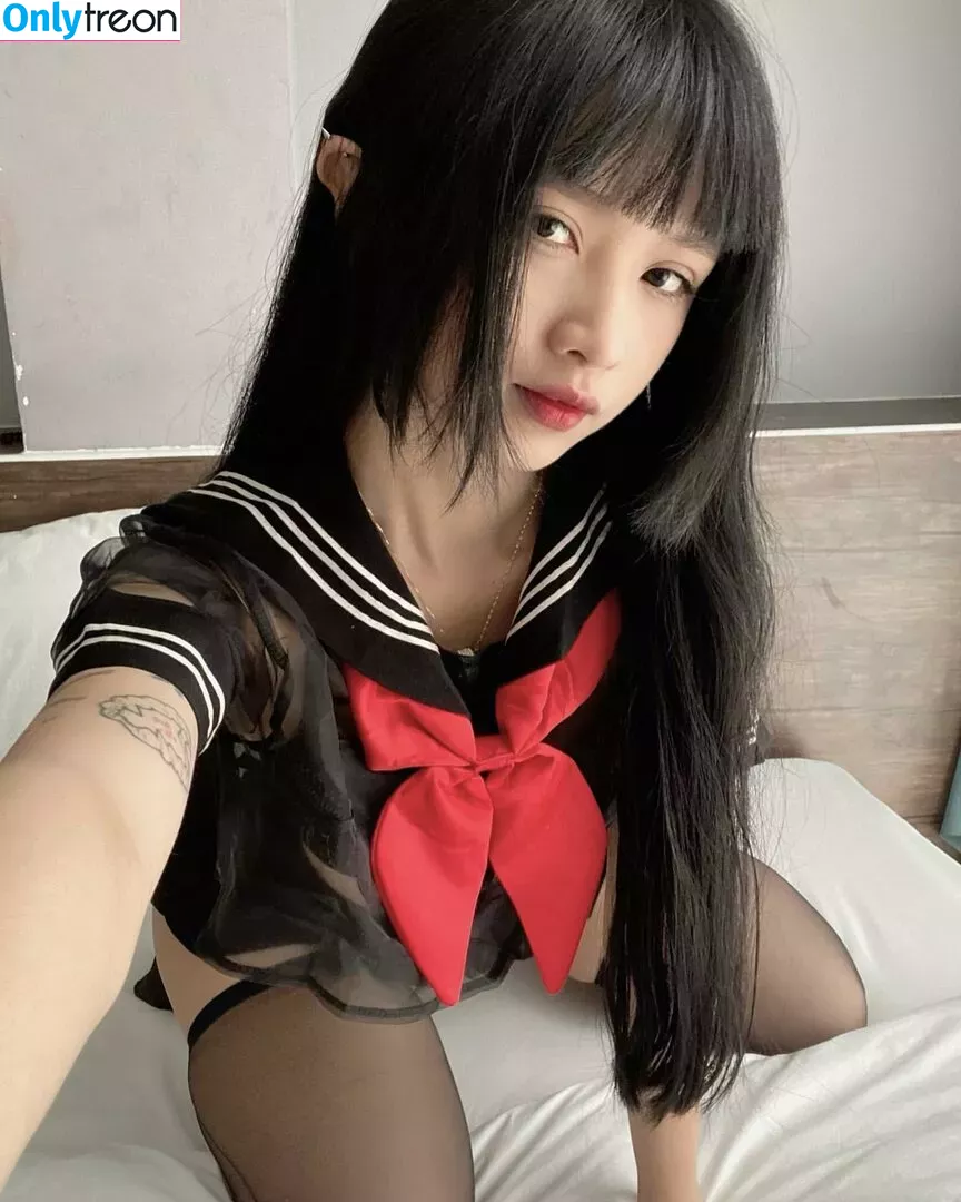 sorrylylyy nude photo #0096 (sorrylylyy)