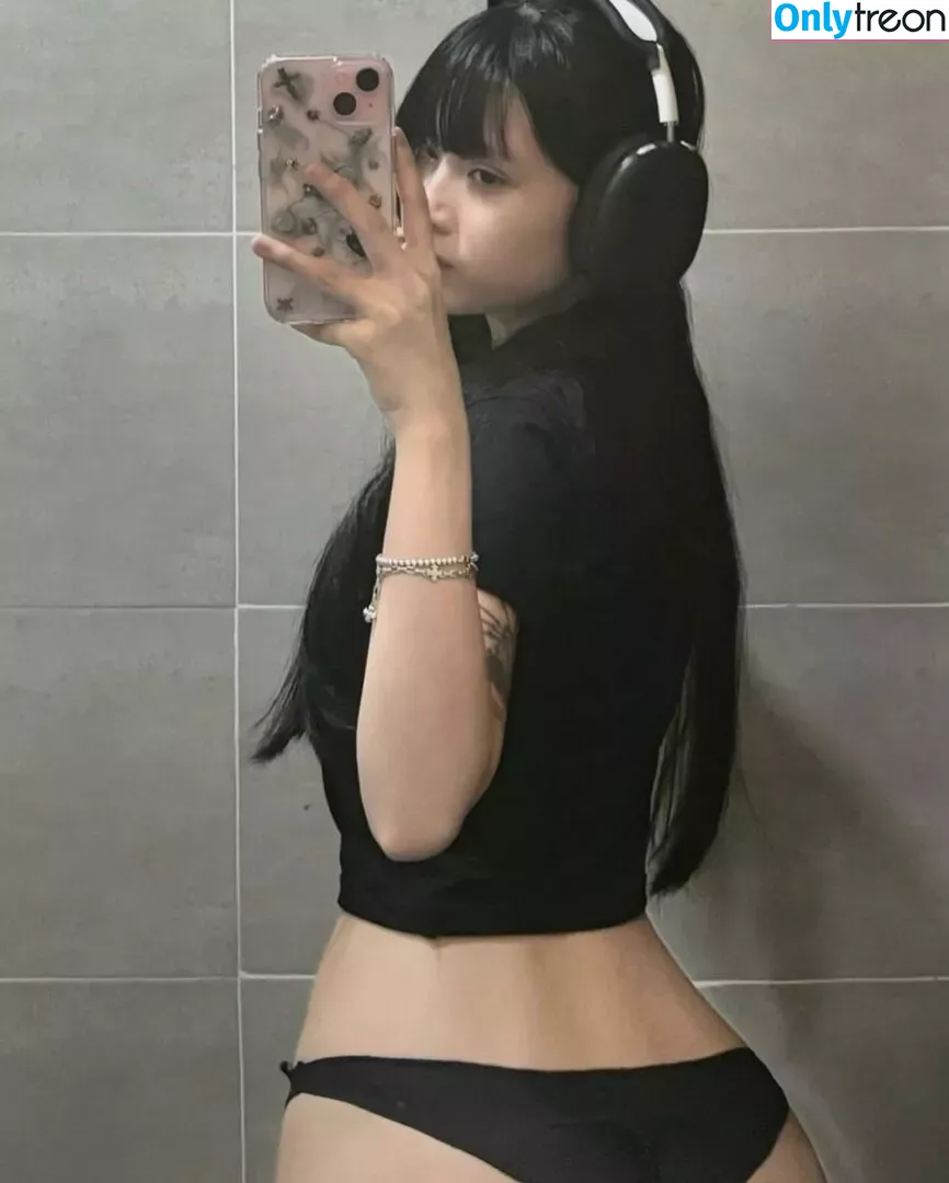 sorrylylyy nude photo #0102 (sorrylylyy)