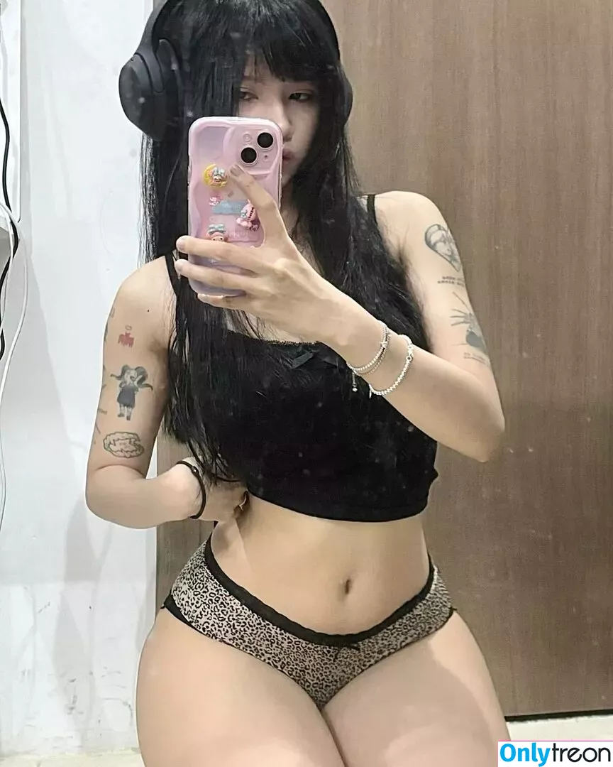 sorrylylyy nude photo #0117 (sorrylylyy)