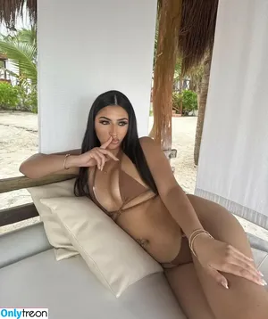 sosaluvv / itsmommymia / sellonmabel_ nude photo #0009