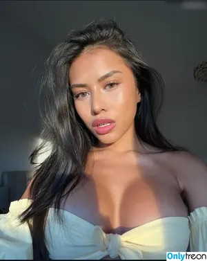  nude photo #0002