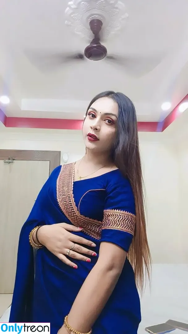 Sourasini Nath nude photo #0006 (priyankashemale / sourasini001)