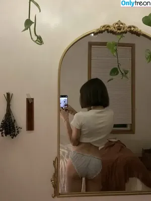  nude photo #0001