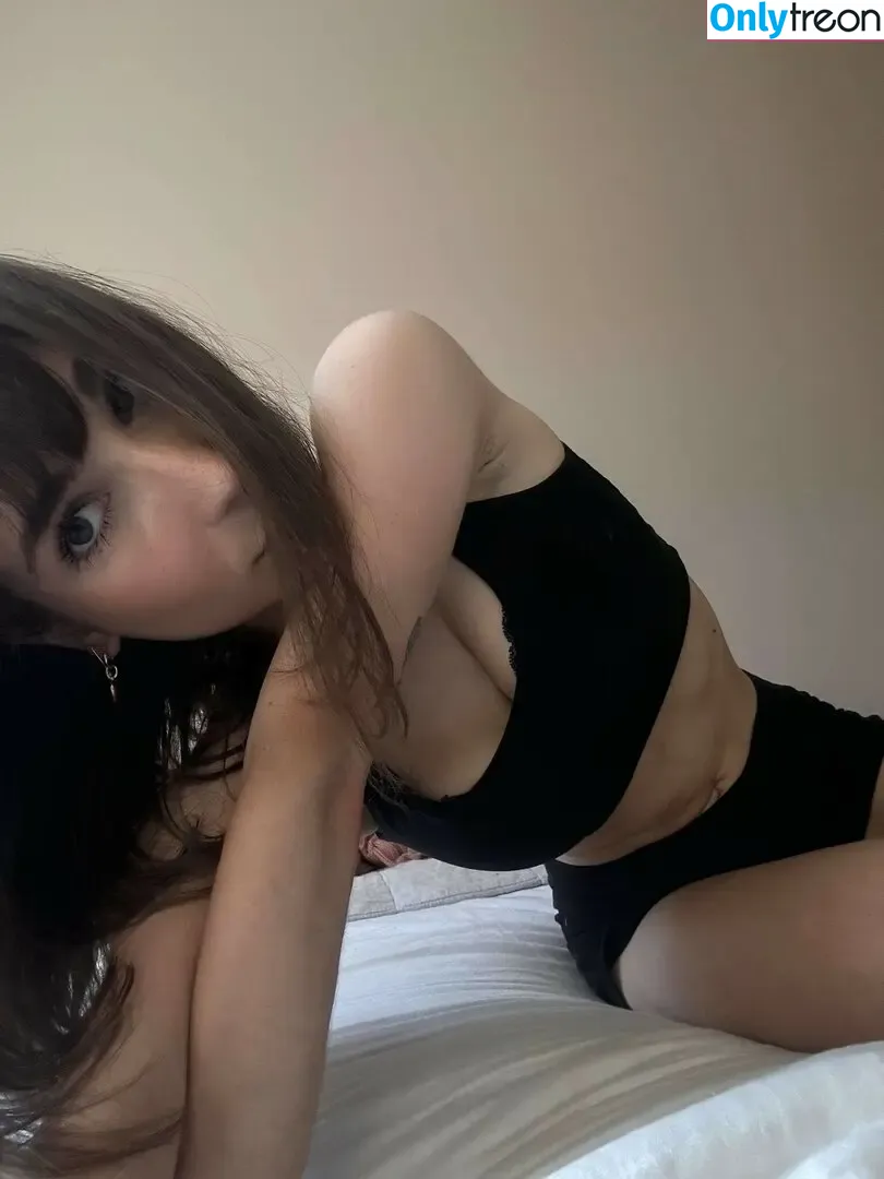 sourhoestarter nude photo #0002 (sourhoestarter)