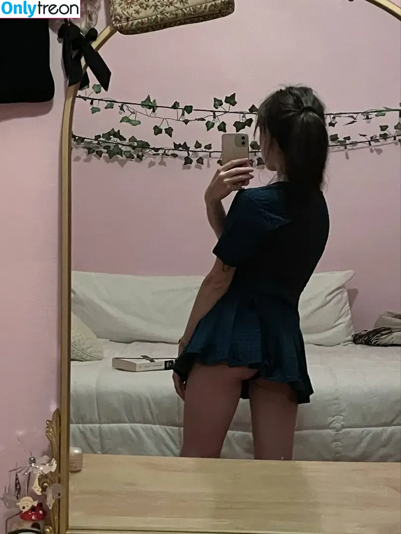 sourhoestarter nude photo #0005 (sourhoestarter)