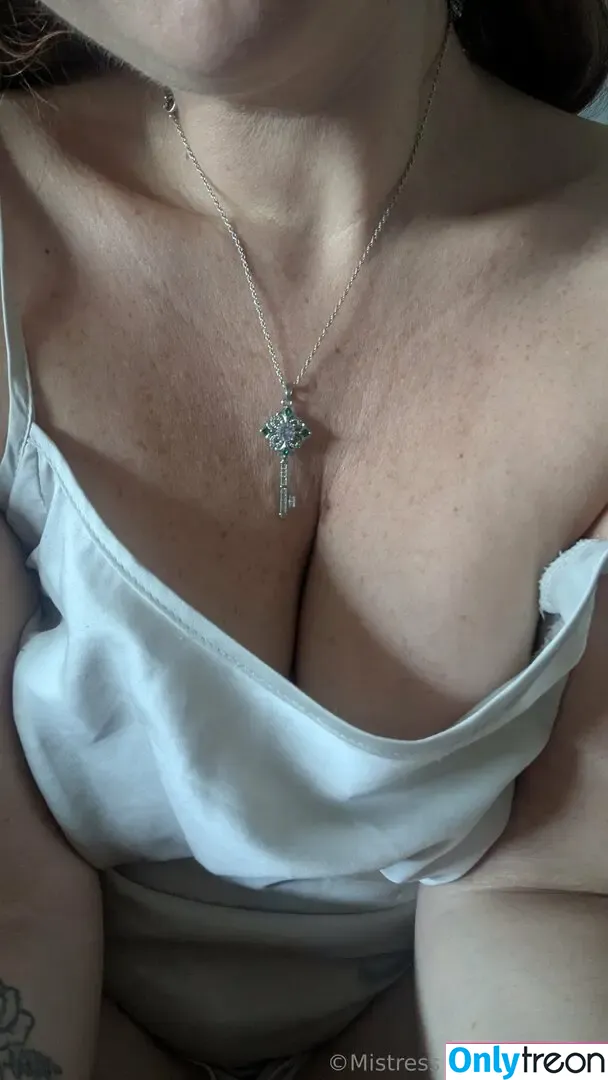 sourpatch.bunny nude photo #0039 (sourpatch.bunny)