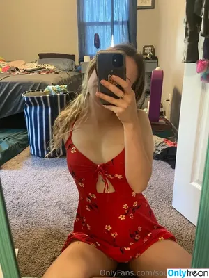 sourskittles27 / aheckingheck nude photo #0018