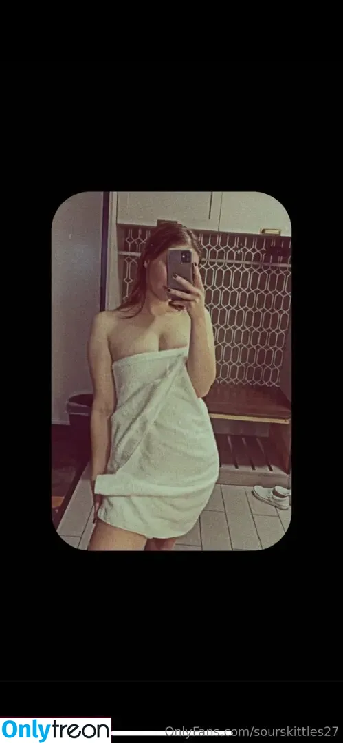 sourskittles27 nude photo #0047 (aheckingheck)