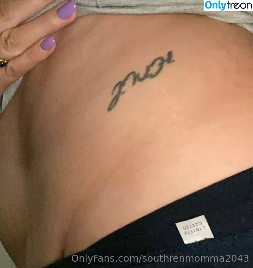 southrenmomma2043 nude photo #0022 (r_o_w_z)
