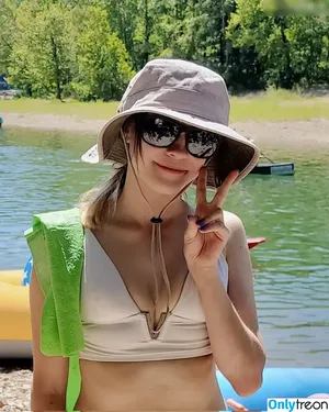  nude photo #0008