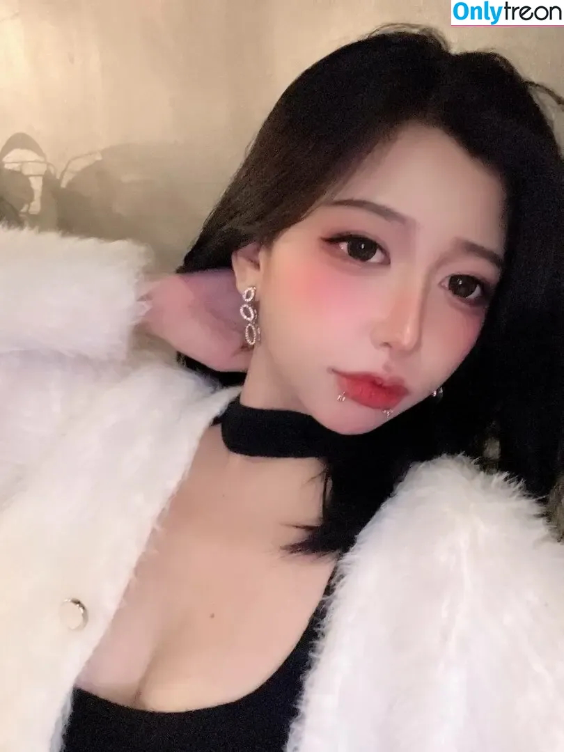 Sowoncos nude photo #0071 (Precious Joy Vigo / Sowon - 소원)