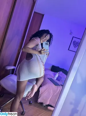 Soyjuliana_19 / Soyjuliana19 nude photo #0005