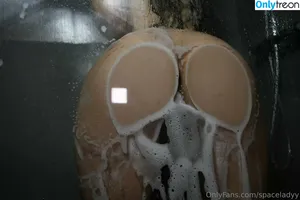  nude photo #0002