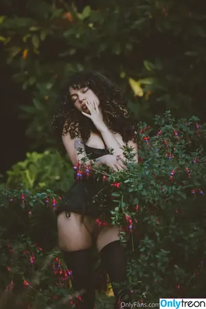 Spicymarii / lilfairymari / spicymari nude photo #0221