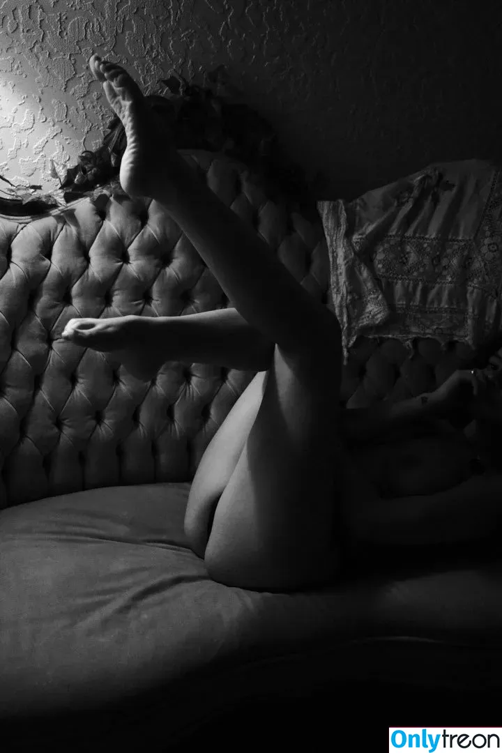 Spicymarii nude photo #0012 (lilfairymari / spicymari)