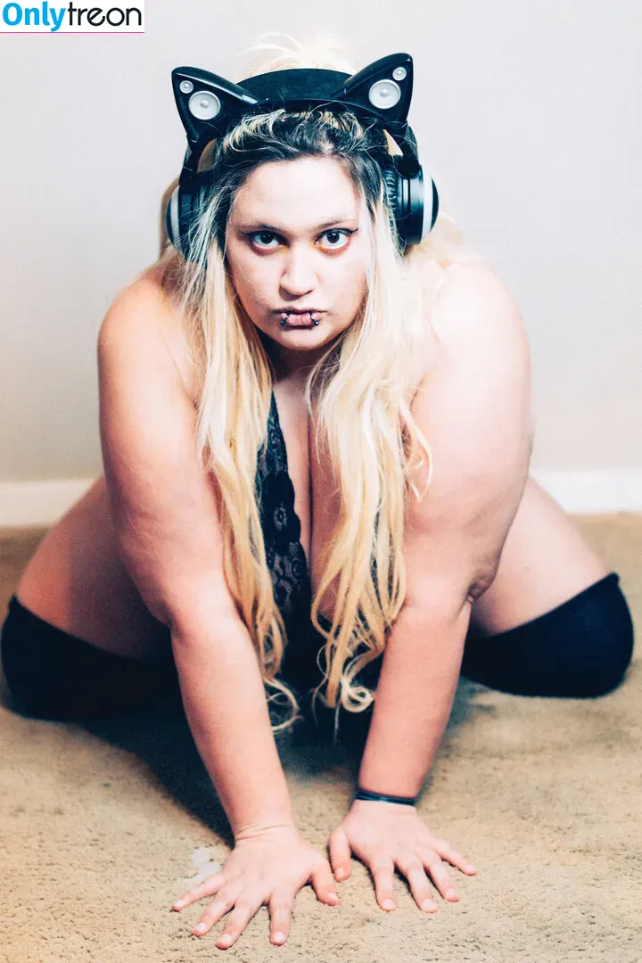 spikezombie nude photo #0019 (spikezombie)