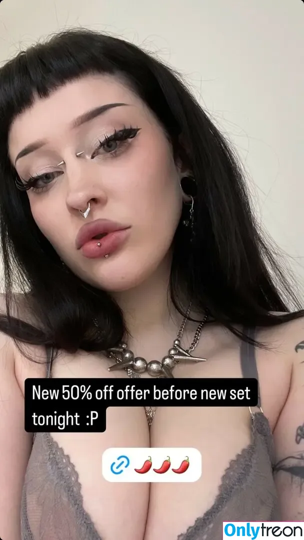 Spitsatan nude photo #0013 (schpitschatan / spicysatan)